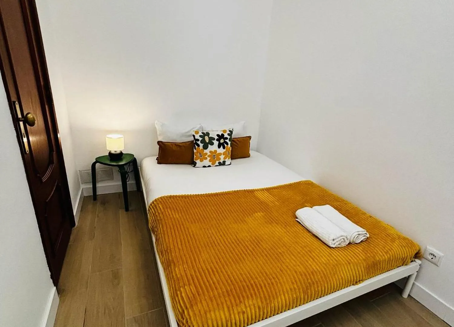 Top Location For Tourists, City Centre Lissabon Portugal