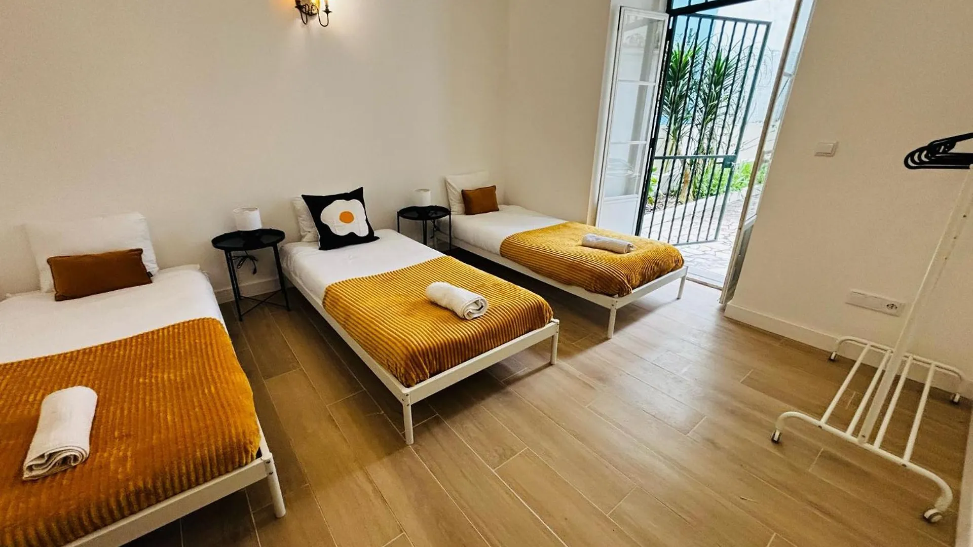 Top Location For Tourists, City Centre Lissabon Hostel