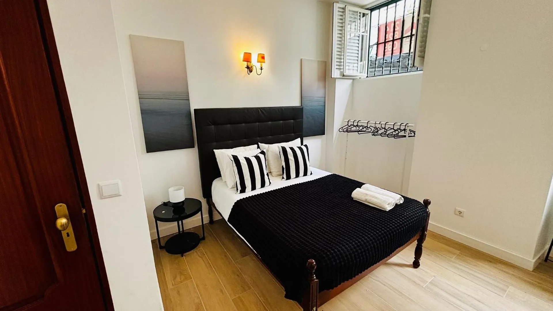 Top Location For Tourists, City Centre Lissabon 0*,  Portugal