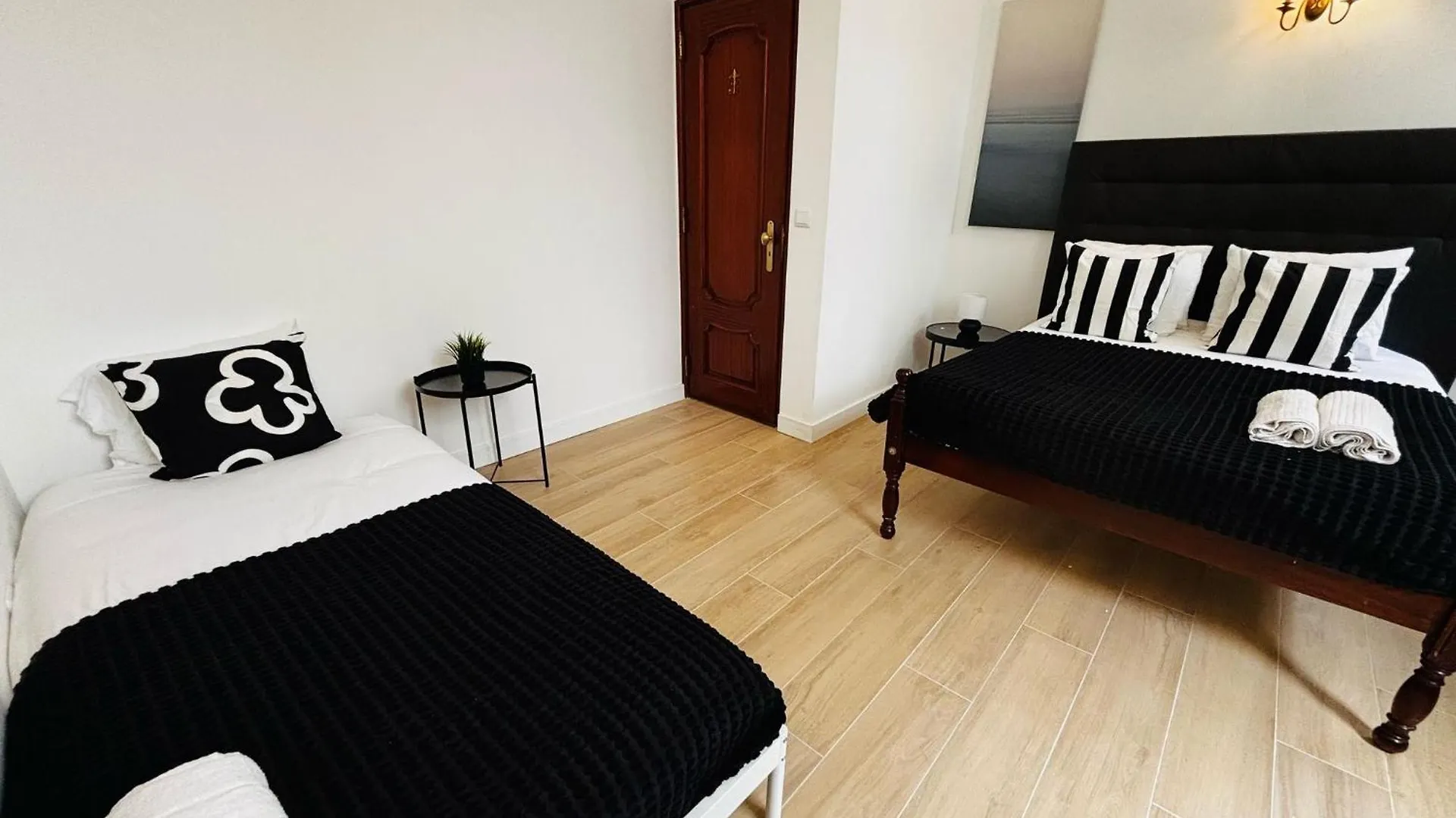 Hostel Top Location For Tourists, City Centre Lissabon Portugal